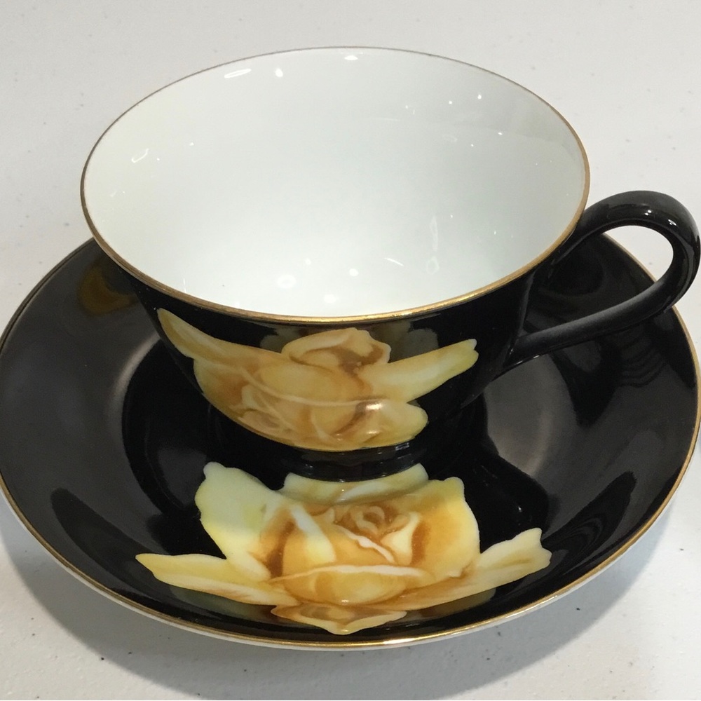 Noritake Toki Kaisha Black with Yellow Roses Tea Cup And Saucer set of 2
